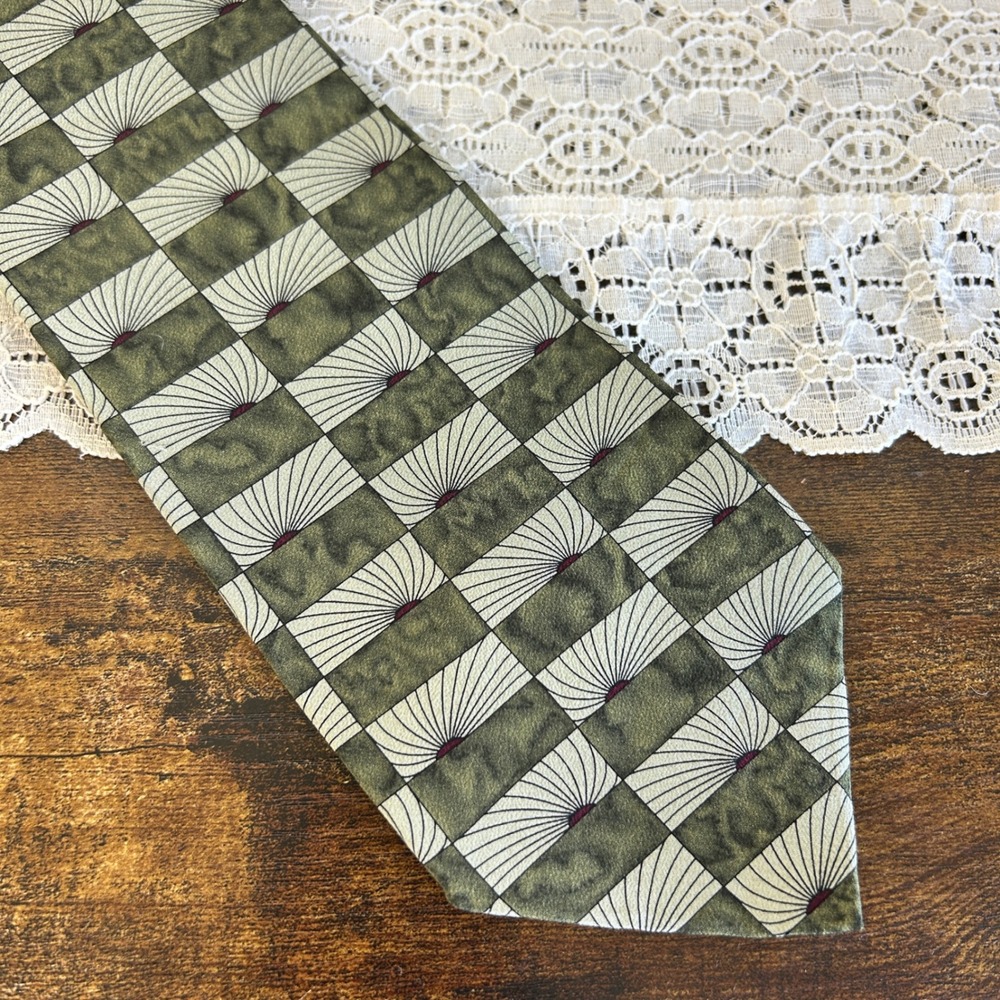 Grateful Dead Sunshine Daydream Sixth Set Silk Tie Vintage 1996 Olive Green Fan